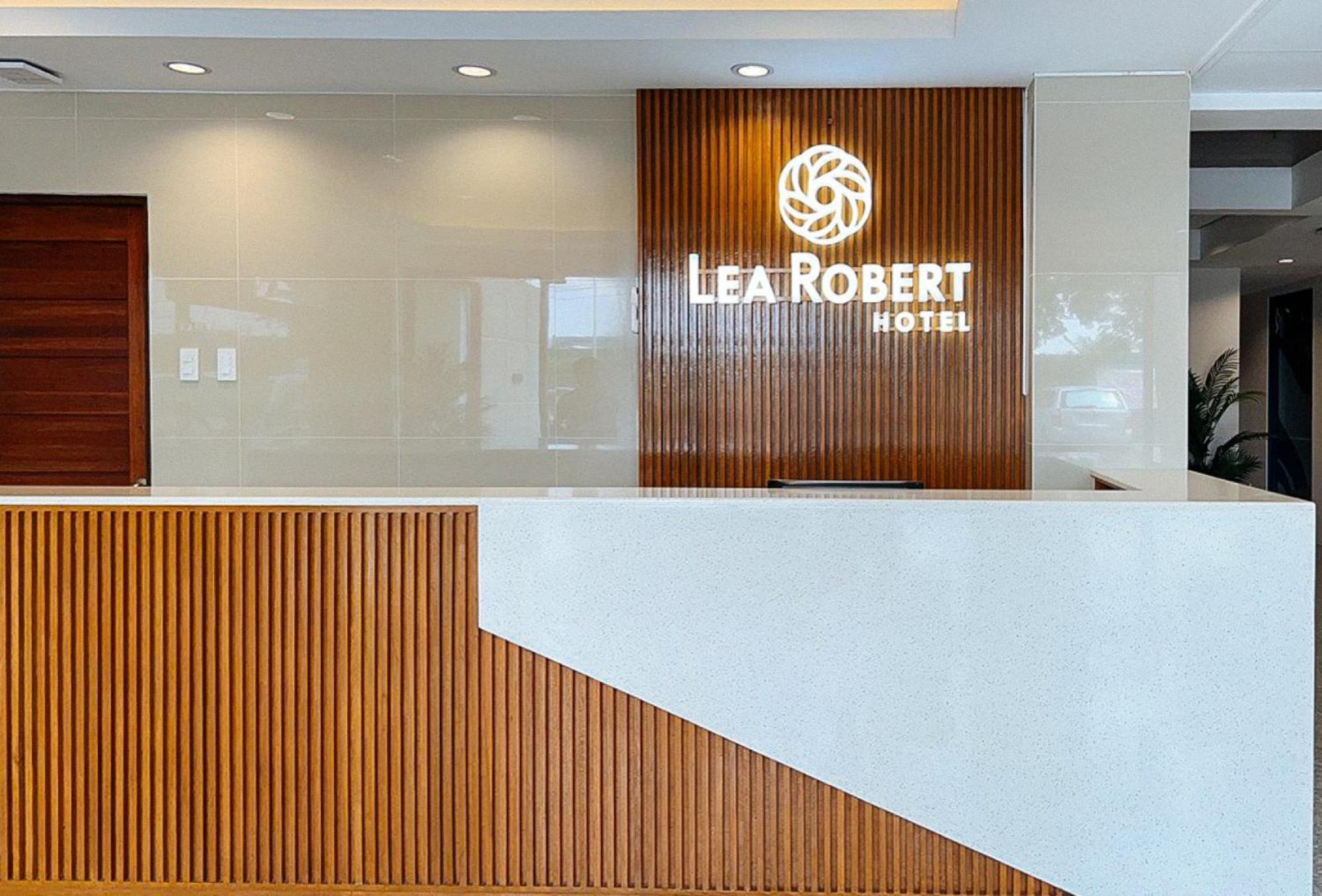 Lea Robert Hotel Angeles Pampanga By Reddoorz Buitenkant foto