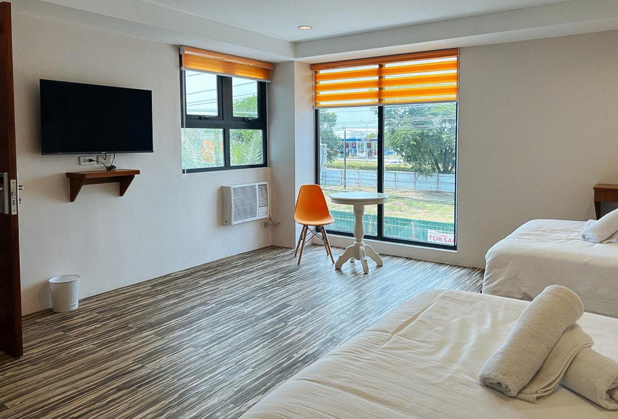 Lea Robert Hotel Angeles Pampanga By Reddoorz Buitenkant foto